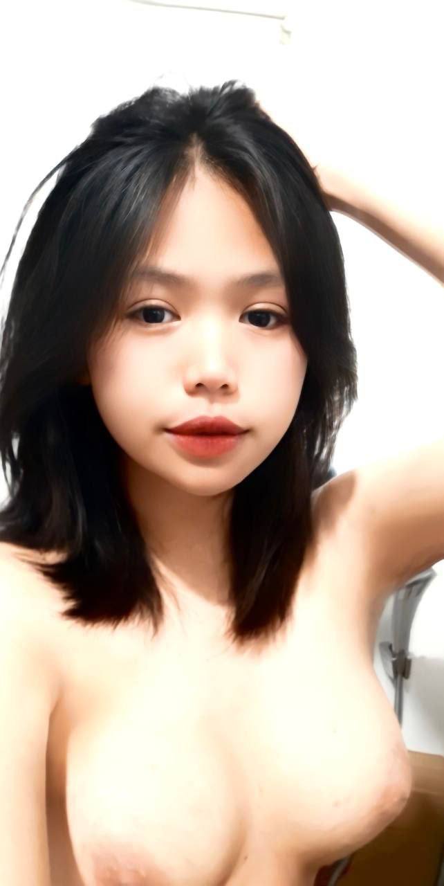 Lén loạn luân cùng chị dâu bím không lông